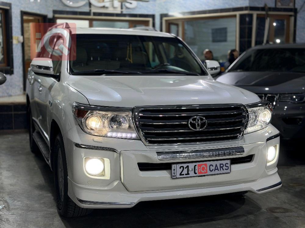 تويوتا لاندكروزر